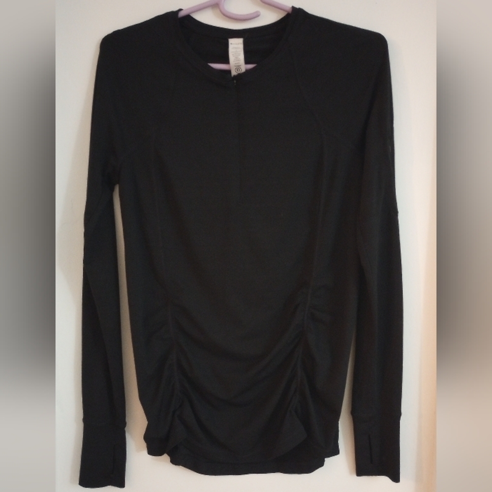 Athleta Jet Black Long Sleeve Sports Tee Size Small